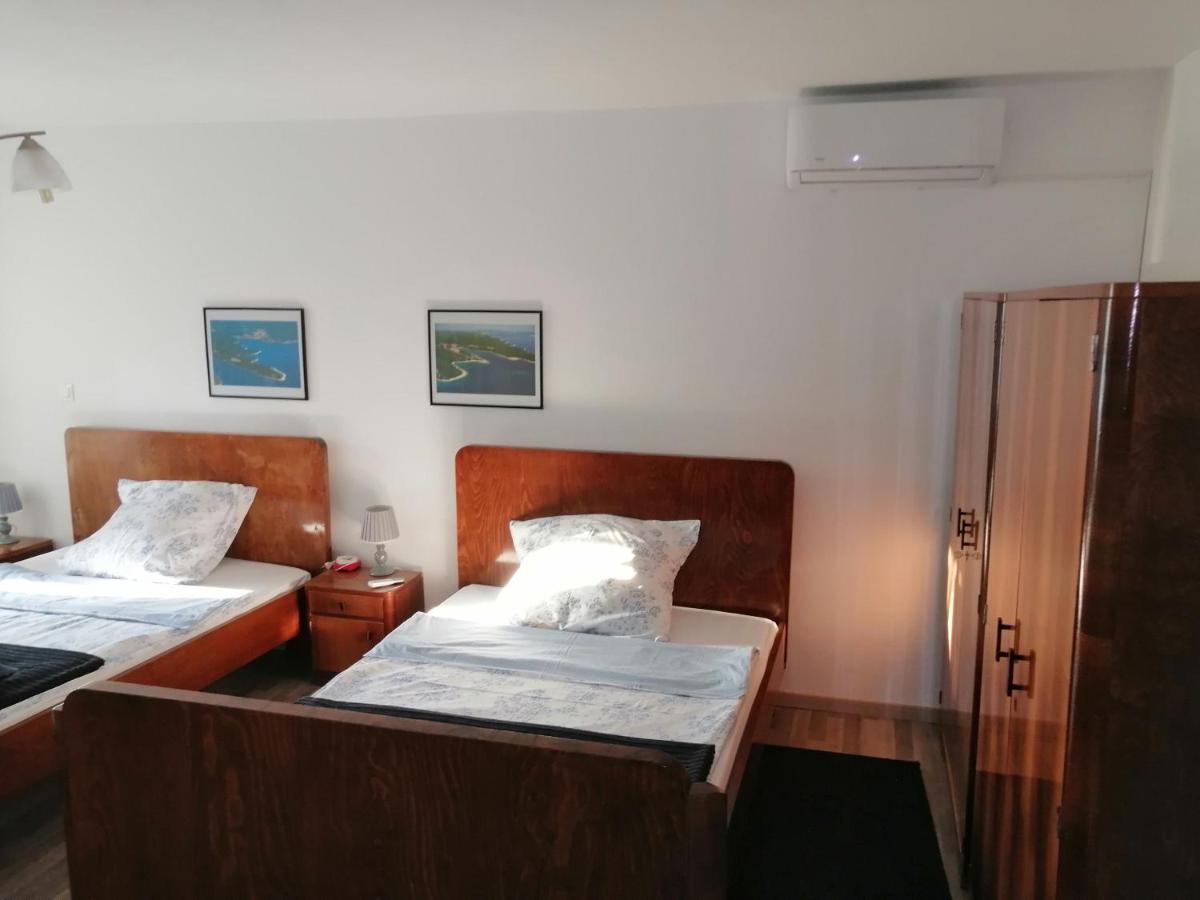 Holiday Home Peruški Buitenkant foto